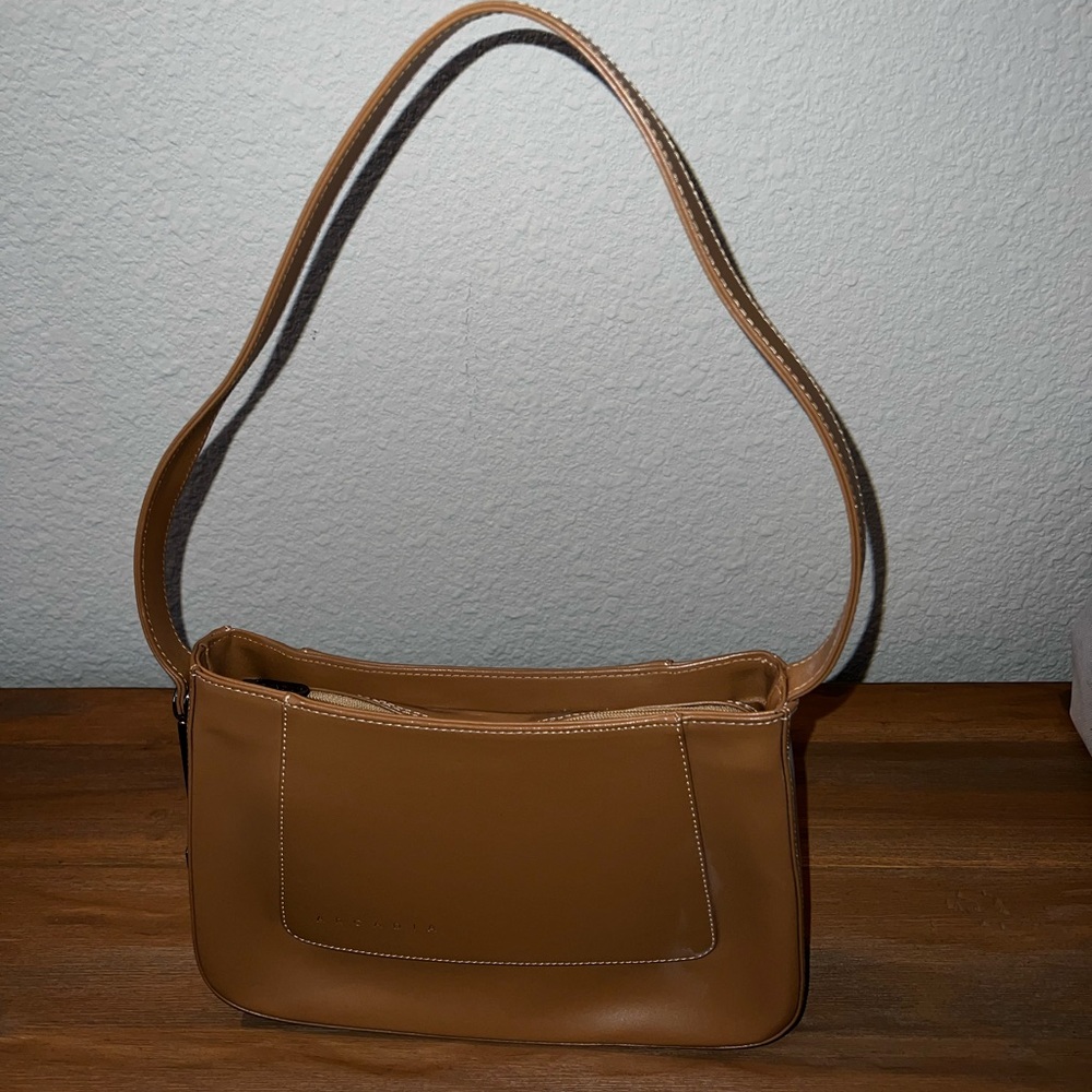 Arcadia bag with unique hardware EUC
